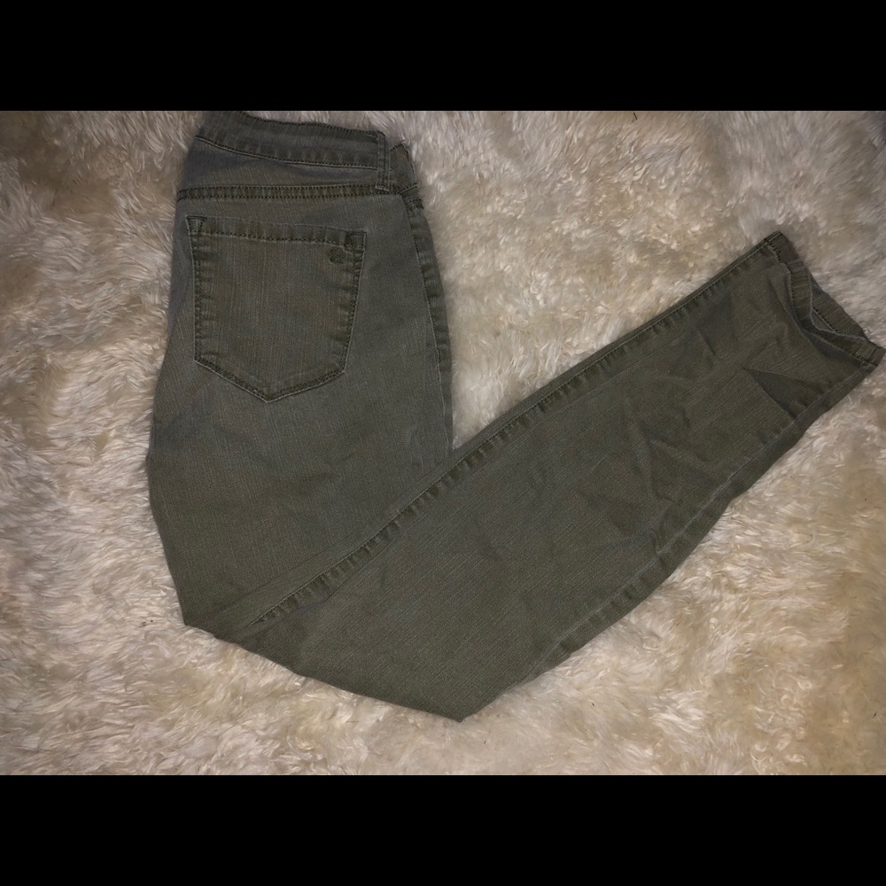 Jessica Simpson Size 7 Green Jeans - Picture 2 of 2